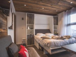 Charmant studio rénové au centre, près des pistes - FR-1-598-81