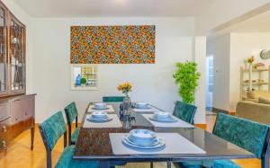 Charming 3-Bedroom Townhouse with Garden & Balcony - Lavington, Nairobi
