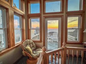 The Watch Tower - KDH MP 6.5, Ocean View, 12 Yds to Beach, Pool, Hot Tub, Tiki Bar, Flex Stays