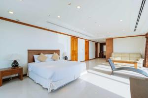 Patong Beach Hub with Great Location C276