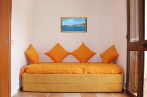 Residence Blue Pearl