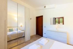 Stazzo Istana Jacuzzi Barbecue e Mare a piedi img12