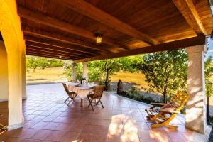 Stazzo Istana Jacuzzi Barbecue e Mare a piedi img27