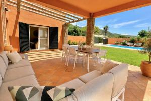 chalet Junto a la playa con piscina privada, La Breña