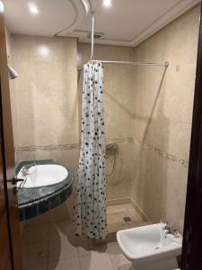 Spacious family apartment with 24-hour security