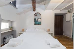 Romano House