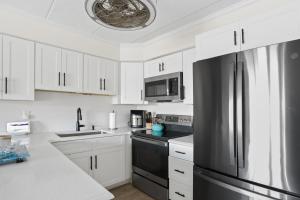 Ocean view renovated condo with balcony