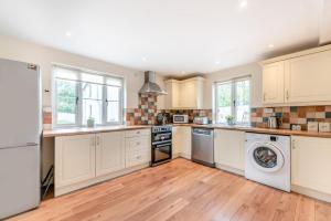 3 Bed in Holsworthy oc-beehi