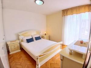 Orange tree residency - Sea & mountain panorama