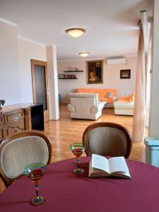 Orange tree residency - Sea & mountain panorama