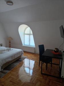 Bella Notte apartments - Strogi centar, terasa, brzi Wi-Fi