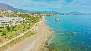3015 Luxury Serenity Views Apartment in Estepona