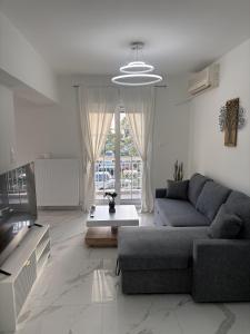 Ellenas Sea Side Luxury Seafront Stay