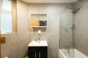 Modern 3BR Flat in Chelsea