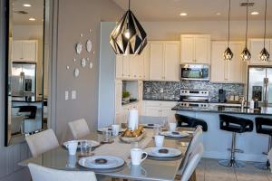 New Modern Disney Family Retreat
