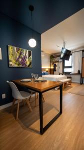 ELLEVA STUDIOS | Studio moderno com coworking e rooftop em Sinop