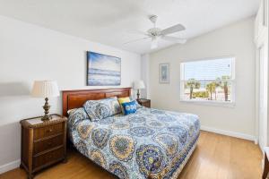 Beach View 1b 1b - Balcony - King - Surf Song #347