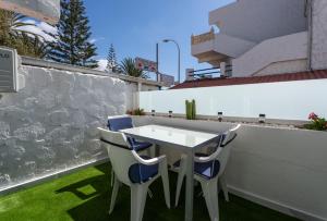 Chaparral Deluxe Pool Oasis