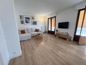 Appartement Côte Bleue ,Port de Carry