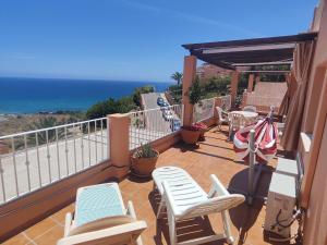 Apartamento con Fabulosas Vistas al Mar y Terraza en Mojacar Playa