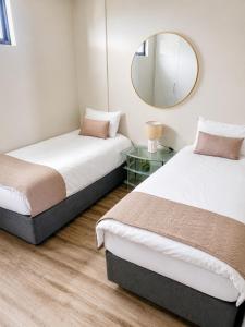 Movics Modern Airbnb