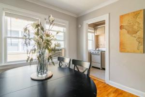 2 Bd Condo on the Plaza! 2