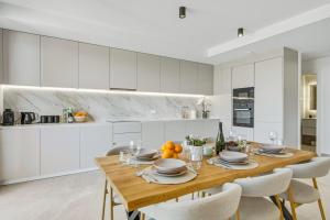SkyMar Sea & Salinas Apartments - Ifach Holiday Homes