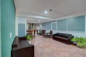 Townhouse DLF Phase-4 MG Road Cyber Hub