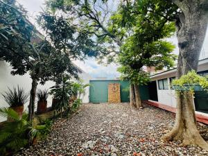 Aves de Xochimilco House Center