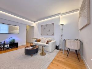 LuxuryLondonStays - Cosy Mayfair Hideout on Prestigious Street