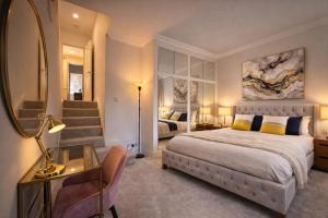 LuxuryLondonStays - Knightsbridge & South Kensington Private Garden Super King 2Beds 2Bath by Hyde Park & Royal Albert Hall