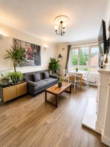 Brindley Place 3 rooms flat
