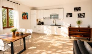 Villa Sloboda Apartments