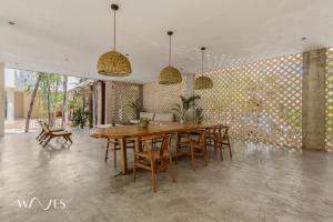 HK Apartments by Waves