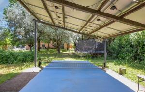 Awesome Home In Calvi Dellumbria