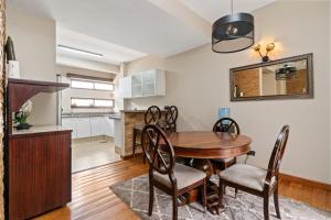 Contemporary 2 bedroom furnished and serviced apartment in Lavington