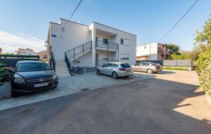 Awesome Apartment In Zadar With Swimming Pool