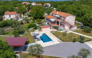 Gorgeous Apartment In Malinska With Swimming Pool