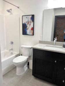 Brick & Bed Riverfront Lofts, T 308