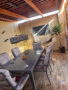 Casa de 3 pisos en Urbanización