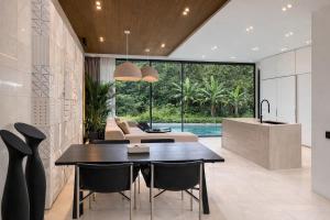 Ubud Garden Villa 11 Luxury 2BR Private Pool