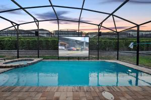 NEW Remodeled 7BR w LED Pool at Solara