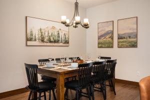 Mountain Chalet 24 I Private Hot Tub I Great Views I Activity Program