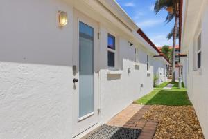 Siesta Key GULF SIDE oasis PRIVATE BEACH and Pool