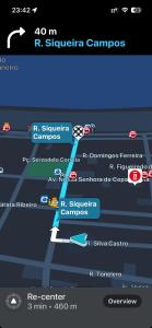 Apto Copacabana Quarto e Sala na Rua Silva Castro, à 6 minutos da Praia, até 4 pessoas, Ar e Wi Fi