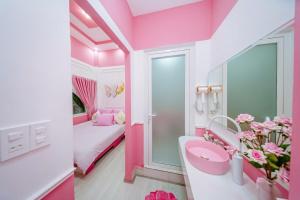 Rosamel Home
