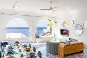 Modern Villa By The Sea In Maiori