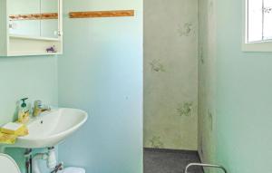 Gorgeous Home In Visby With Ethernet Internet