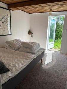 Charmerende sommerhus i fredelige omgivelser
