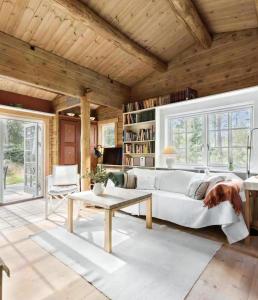 Charming Log House In Asserbos Nature